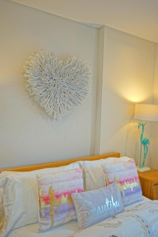Soak Up The Light At A Soothing, Stylish Apartment In Swansea Marina Eksteriør billede